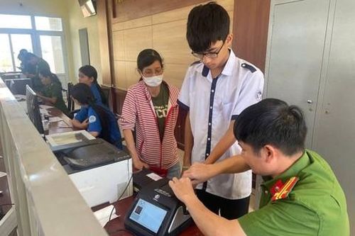 Công an xã Đan Điền: Sâu sát cơ sở vì bình yên cuộc sống của người dân