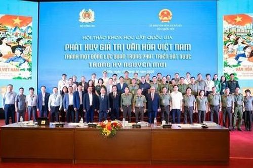 Xây dựng môi trường văn hóa lành mạnh để bảo đảm an ninh con người, an ninh xã hội