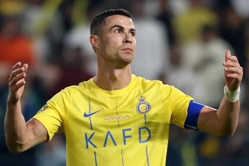 Ronaldo ghi bàn thứ 980 sau ồn ào ở tuyển Bồ Đào Nha