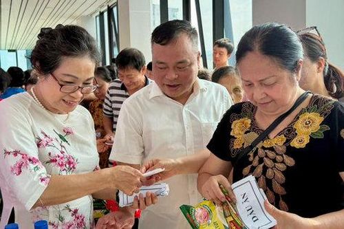 Phường Ô Chợ Dừa triển khai Tháng cao điểm 'Vì người nghèo' năm 2026