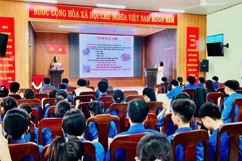 Huế tăng cường bảo vệ sức khỏe trẻ em gái, phòng ngừa tảo hôn và mang thai