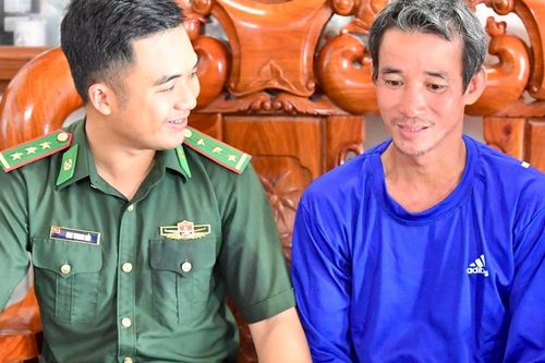 Ngư dân lênh đênh 8 tiếng trên biển: Lúc sinh tử chỉ nghĩ về gia đình