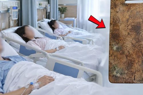Cả nhà mắc ung thư gan vì một sai lầm khi rửa thớt nhiều người mắc