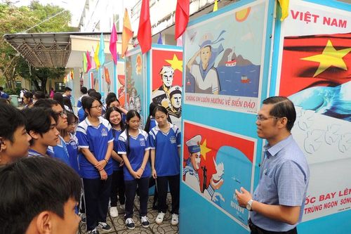 Lan tỏa tình yêu biển, đảo đến gần 2.000 học sinh ở An Giang