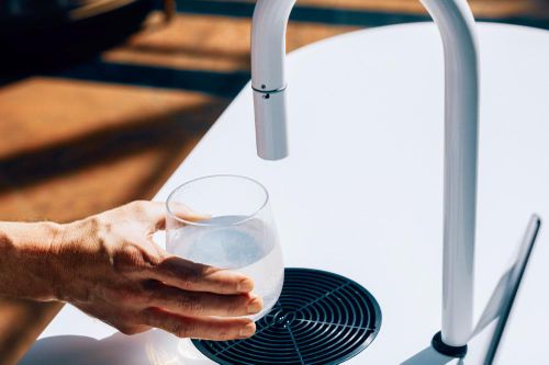 TopHealth – Giải pháp bù nước cho lối sống năng động