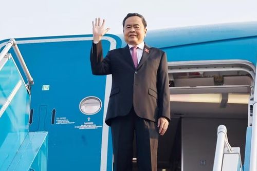 Chủ tịch Quốc hội Trần Thanh Mẫn lên đường thăm chính thức Trung Quốc