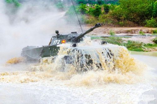 Lữ đoàn Tăng thiết giáp 416: Nâng cao sức mạnh chiến đấu, góp phần bảo vệ vững chắc địa bàn chiến lược