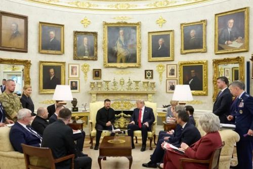 Tổng thống Mỹ: Ukraine cần một Tổng thống mới