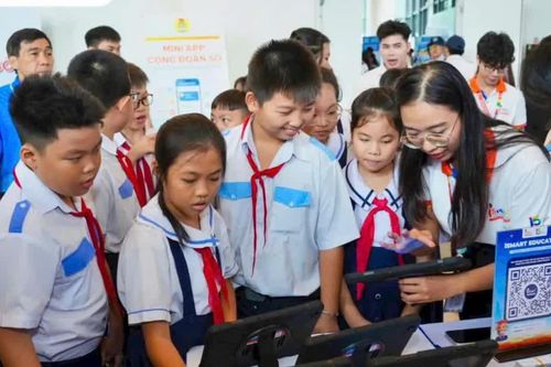 'Bình dân học vụ số'- bệ đỡ đưa AI vào trường học