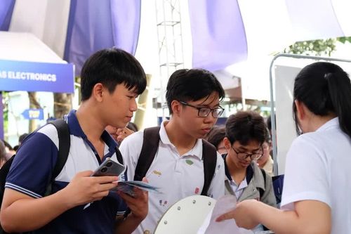 Sinh viên chủ động đón đầu xu hướng nghề nghiệp liên ngành, công nghệ