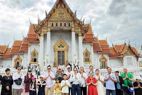 Phiêu bồng cùng lớp ký ức xứ Chùa Vàng