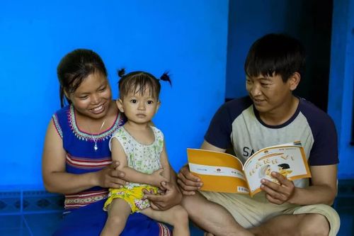 An sinh xã hội liên thế hệ: Sinh kế của cha mẹ gắn liền với điều kiện sống và học tập của các con
