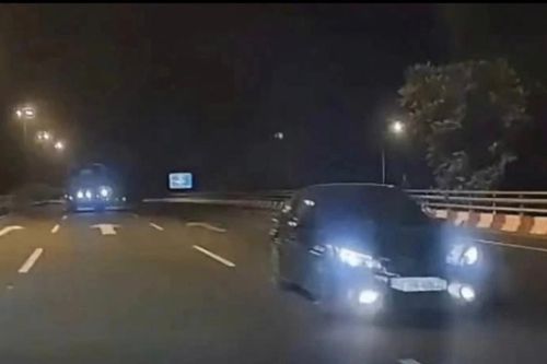 Lái xe đi ngược chiều đường trên Đại lộ Thăng Long bị xử phạt