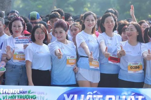 Hà Nội: Sôi động giải chạy vì một cộng đồng không khói thuốc và tương lai xanh