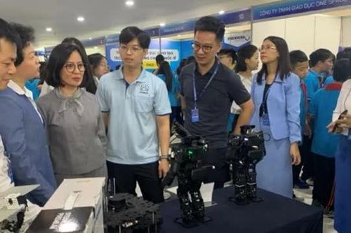 Hà Nội tìm cách đưa robot 'Make in Vietnam' ra thị trường