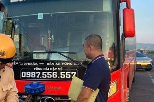 CSGT TP.HCM đẩy mạnh phạt nguội, siết an toàn xe khách