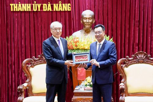 Bí thư Thành ủy Lê Ngọc Quang tiếp Chánh án Tòa án nhân dân tối cao Trung Quốc Trương Quân