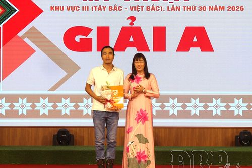 Khai mạc Triển lãm Mỹ thuật khu vực III lần thứ 30