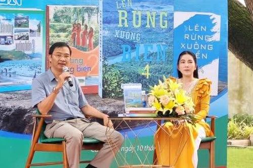 Giới thiệu tác phẩm, giao lưu tác giả 'Lên rừng xuống biển 4' tại Đường sách Cao Lãnh