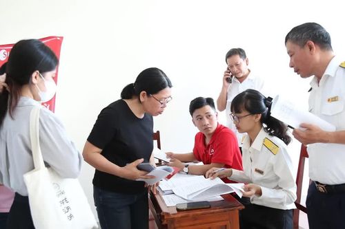Thuế cơ sở 1 công khai số điện thoại đường dây nóng và điểm hỗ trợ người nộp thuế