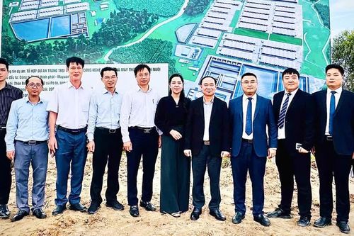 Bí thư Tỉnh ủy Thái Đại Ngọc thăm công trường Tổ hợp Muyuan ngay trong ngày khởi công
