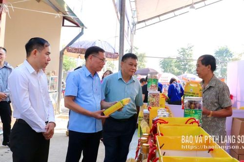 Hội nghị xúc tiến thương mại gắn với khai trương chợ Mai Pha
