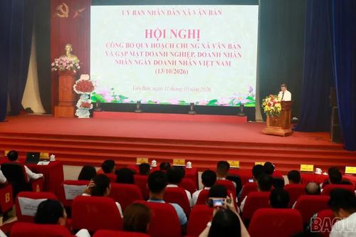 Văn Bàn công bố quy hoạch chung đến năm 2035 và gặp mặt doanh nghiệp, nhà đầu tư