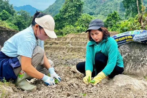 Nậm Xé ra quân trồng 5 ha cây vụ đông