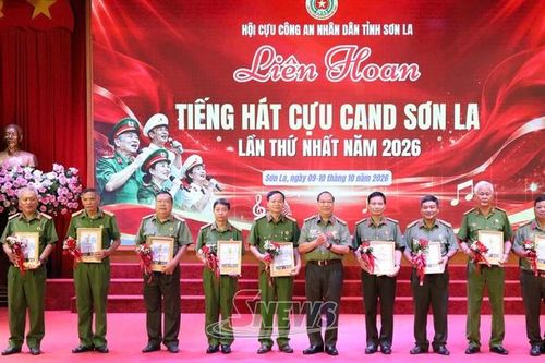 Liên hoan 'Tiếng hát Cựu CAND Sơn La lần thứ nhất năm 2026' thành công tốt đẹp