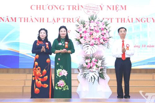 Trường THPT Thái Nguyên kỷ niệm 30 năm thành lập