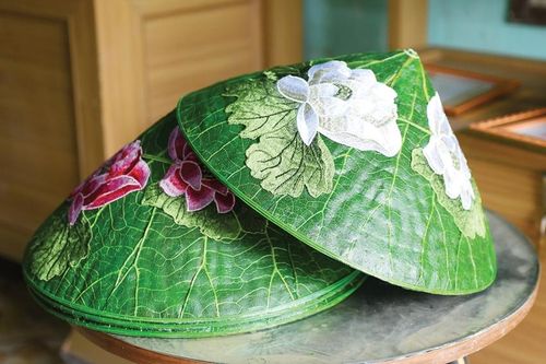 Giữ vành nón lá Đốc Sơ