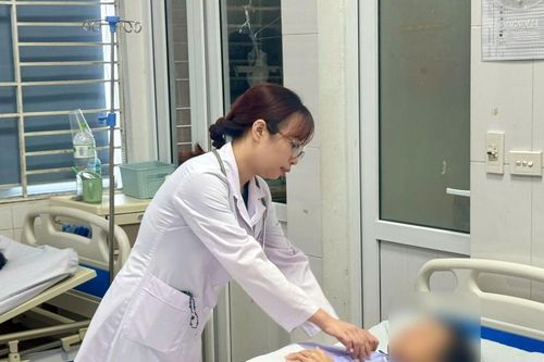 Sau điều trị ung thư vú, người phụ nữ bất ngờ phát hiện virus viêm gan B tái hoạt