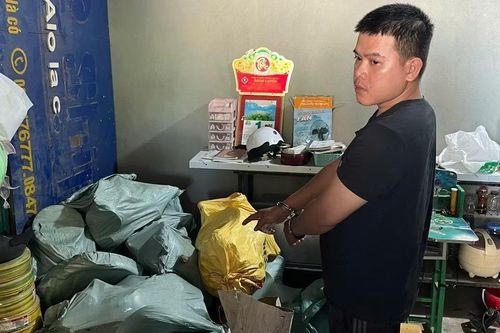 Bắt đối tượng chuyên trộm đồ thờ cúng ở các đình làng, nhà thờ họ