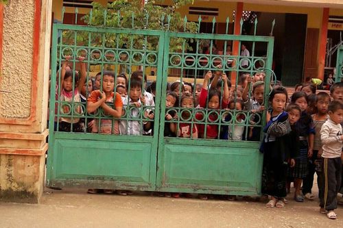 Phá vỡ 'bẫy nghèo' luẩn quẩn: Vì sao trẻ em miền núi cần được giáo dục tài chính sớm?