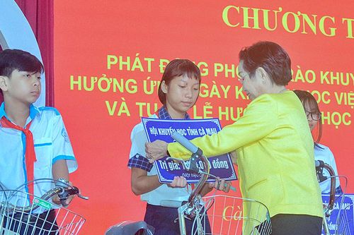 Cà Mau phát động phong trào khuyến tài hưởng ứng Tuần lễ học tập suốt đời