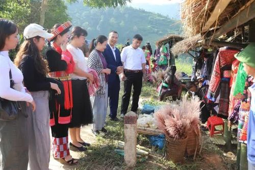 Đoàn đại biểu tỉnh Cao Bằng học tập kinh nghiệm phát triển du lịch cộng đồng tại xã Pu Nhi, tỉnh Điện Biên