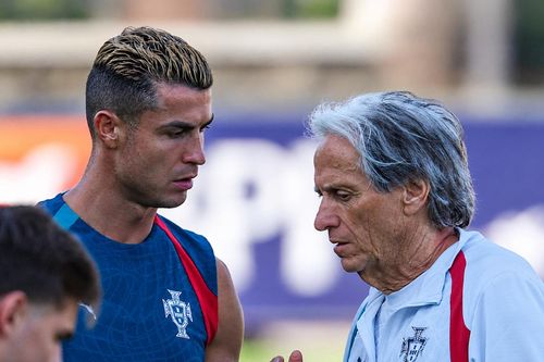 Chủ tịch LĐBĐ Bồ Đào Nha: 'Jorge Jesus hay bất kì ai cũng mong Ronaldo quay lại'