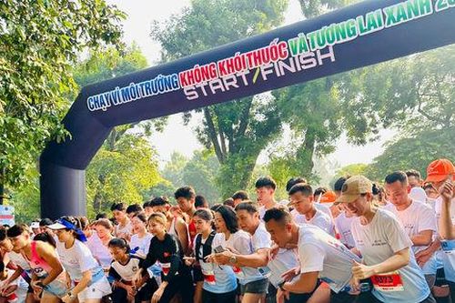 Gần 2.000 người chạy vì môi trường không khói thuốc