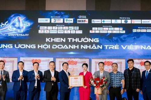 Câu lạc bộ CEO 1983 - 'lá cờ đầu' gắn kết nâng tầm doanh nghiệp Thủ đô