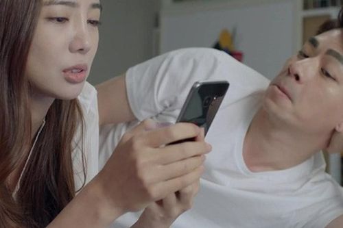 Mỗi lần tôi đau ốm, chồng đều cho rằng tôi đang làm quá lên
