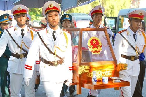 Truyền hình trực tiếp Lễ viếng, Lễ truy điệu và an táng hài cốt liệt sĩ tại TP.HCM