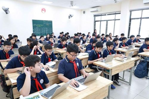 Trường công đầu tiên học theo mô hình 1 học sinh - 1 laptop vận hành thế nào?