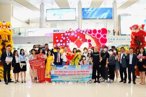 Thí điểm miễn thị thực cho công dân Trung Quốc đi du lịch theo đoàn đến Khánh Hòa đến hết năm 2027