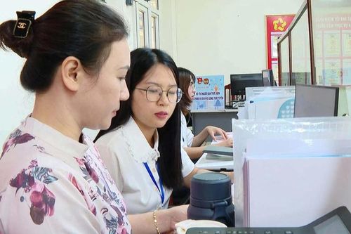 Thế nào là trình độ đào tạo phù hợp khi xét tiếp nhận viên chức?