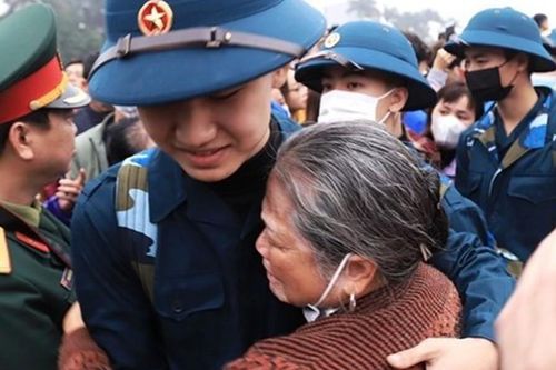 Đề xuất một số chế độ, chính sách đối với hạ sĩ quan, binh sĩ và thân nhân