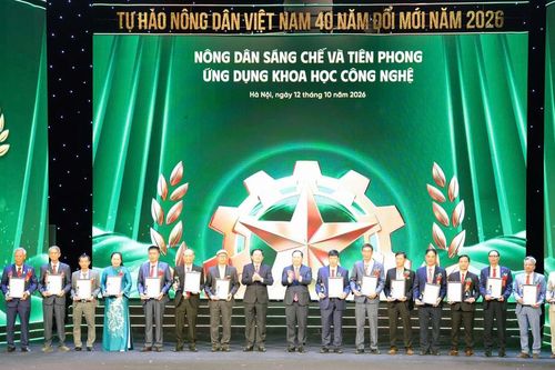 Vinh danh 96 gương mặt nông dân tiêu biểu trong 40 năm Đổi mới