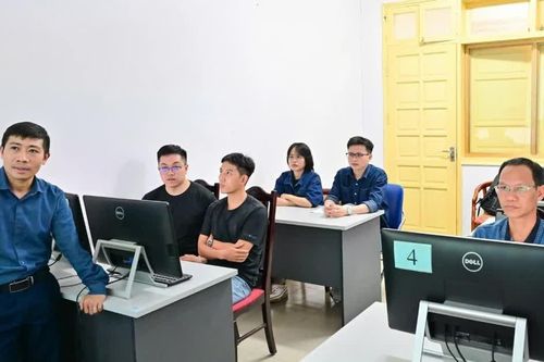 Xây dựng thế hệ nhân lực mới cho năng lượng nguyên tử