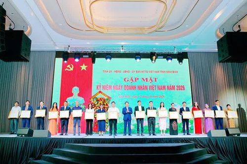 Tỉnh Ninh Bình luôn đồng hành cùng sự phát triển của cộng đồng doanh nghiệp