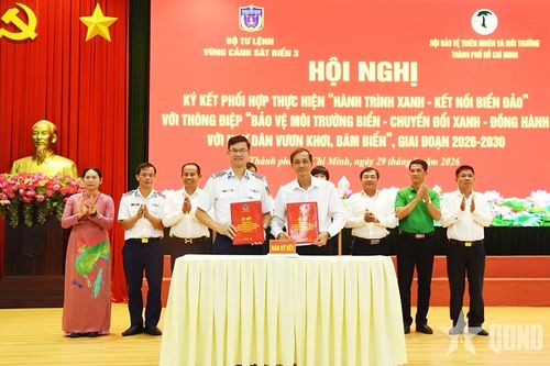 Hành trình xanh - Kết nối biển, đảo