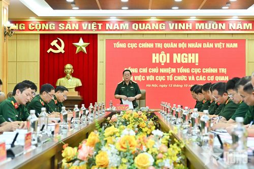Đại tướng Nguyễn Trọng Nghĩa làm việc với Cục Tổ chức và các cơ quan